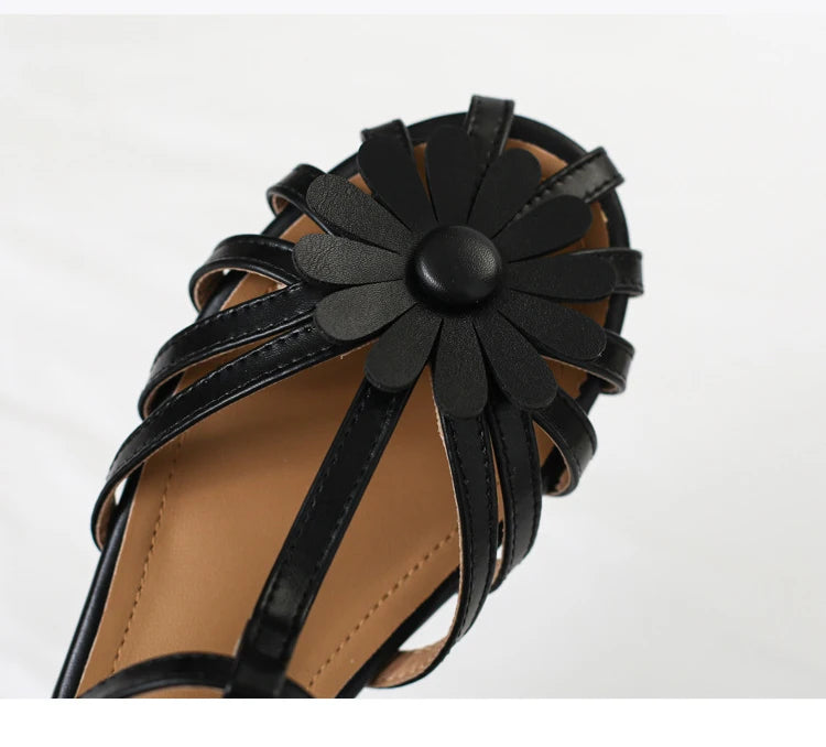 Summer Flat Sandals for Women Braided Hollow Closed-toe Sandals Outdoor Wear Breathable Holiday Roman Shoes sandalias de mujer