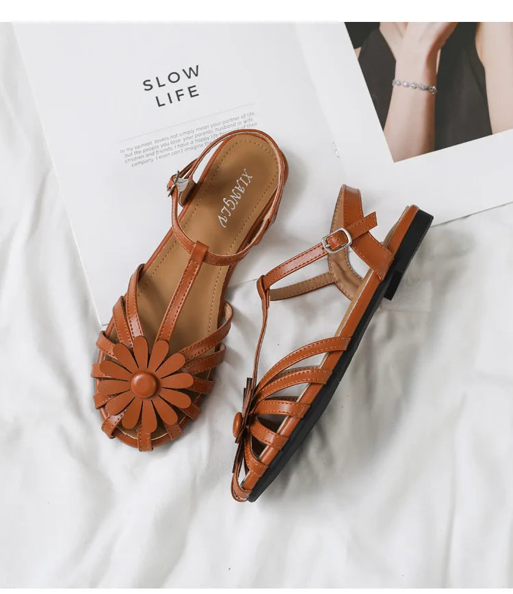 Summer Flat Sandals for Women Braided Hollow Closed-toe Sandals Outdoor Wear Breathable Holiday Roman Shoes sandalias de mujer