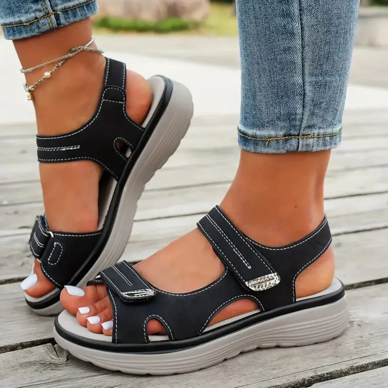 Summer Sandals Fashion Durable Sandals Ladies2025 New Travel Women Shoes Outdoor Beach Slippers Lightweight Platform Sandals