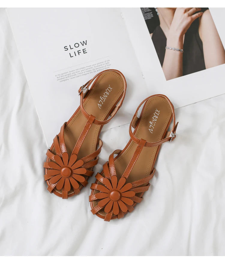 Summer Flat Sandals for Women Braided Hollow Closed-toe Sandals Outdoor Wear Breathable Holiday Roman Shoes sandalias de mujer