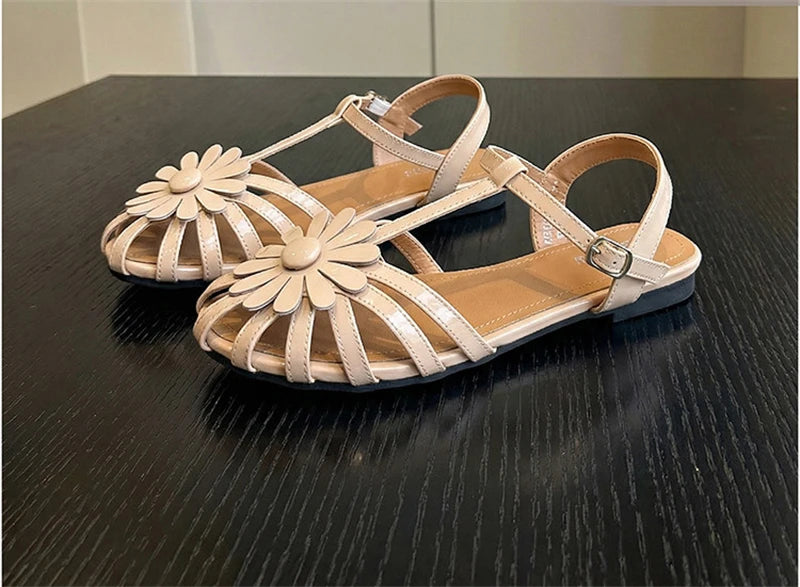 Summer Flat Sandals for Women Braided Hollow Closed-toe Sandals Outdoor Wear Breathable Holiday Roman Shoes sandalias de mujer