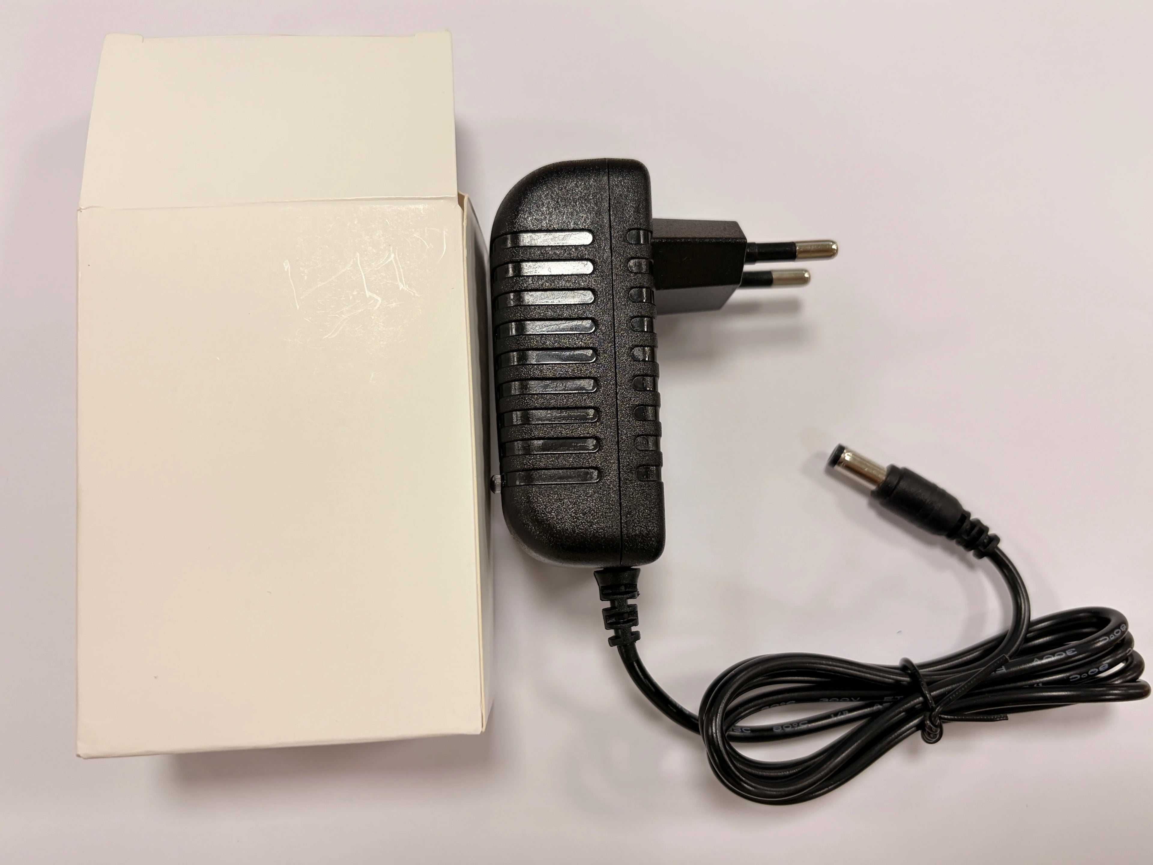 Power Adapter AC 100-240V Input DC Output Supply Charger EU/US 12V Universal Adapter Converter Plug for Camera DVR LED Robot LED